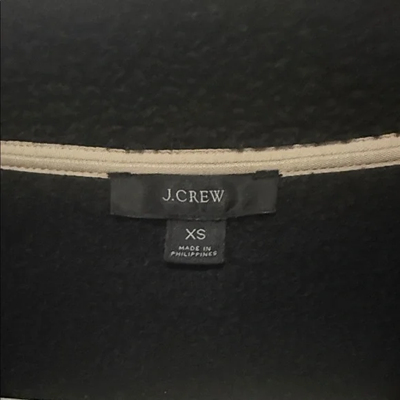 🖤 **J.Crew Polartec® Fleece Half-Zip Pullover – Black w/ Tan Trim (XS)** 🤍 - Picture 2 of 10